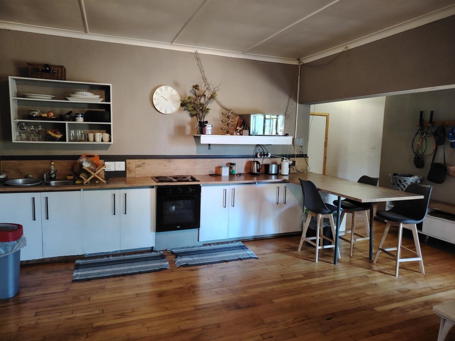 To Let 4 Bedroom Property for Rent in Chrismar Western Cape